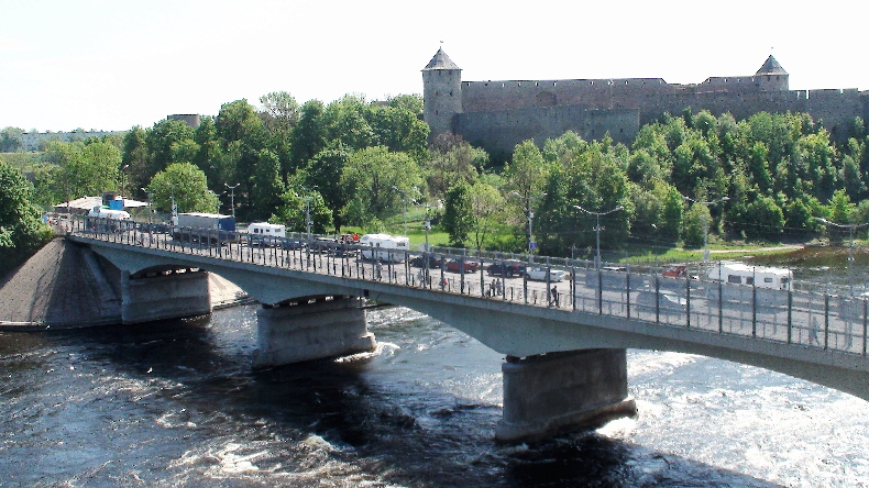 die Einreise nach Russland dauert etwas länger