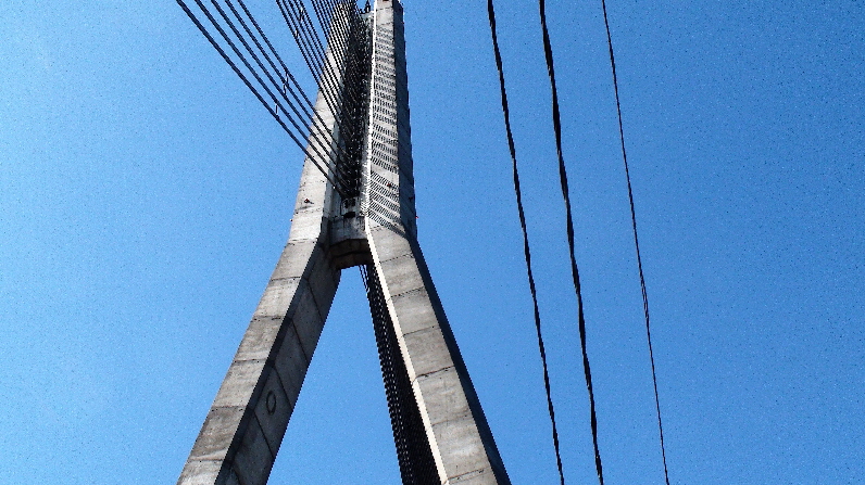 Pfeiler der Vansu Brücke