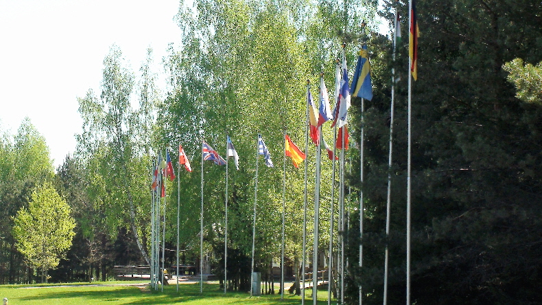 Zentrum Europas mit entsprechenden Flaggen