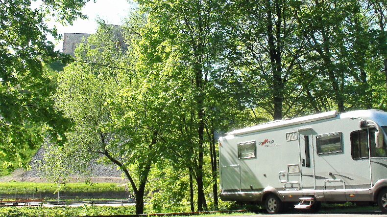 freier Stellplatz (gebührenpflichtig)