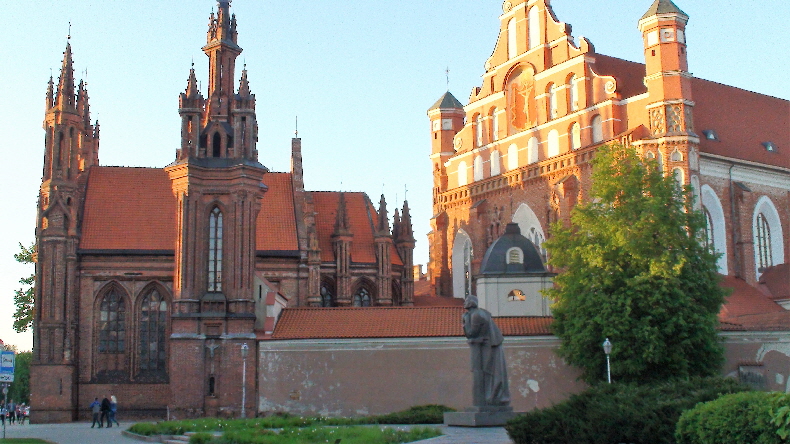 Gotisches Ensemble, Annen- und Bernhardinenkirche samt Kloster