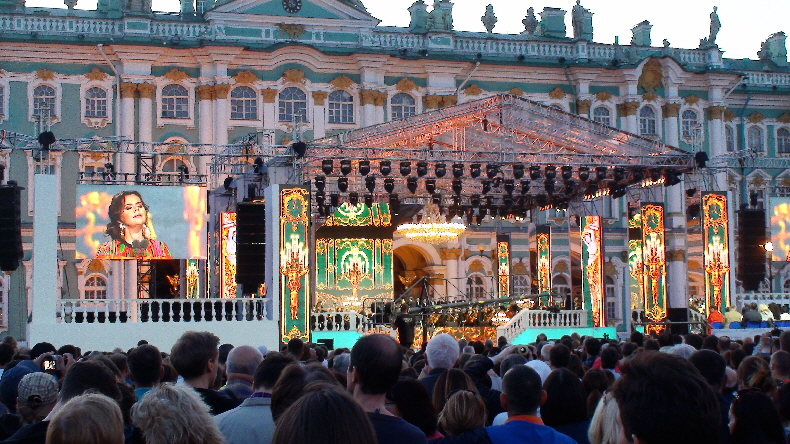 Super Bühne, super Konzert, super Technik