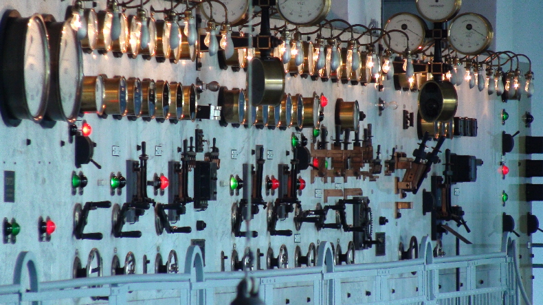Schalttafel des alten Kraftwerks