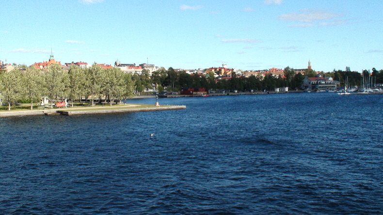 Blick vom Freiluftkonzert zurück zur Stadt